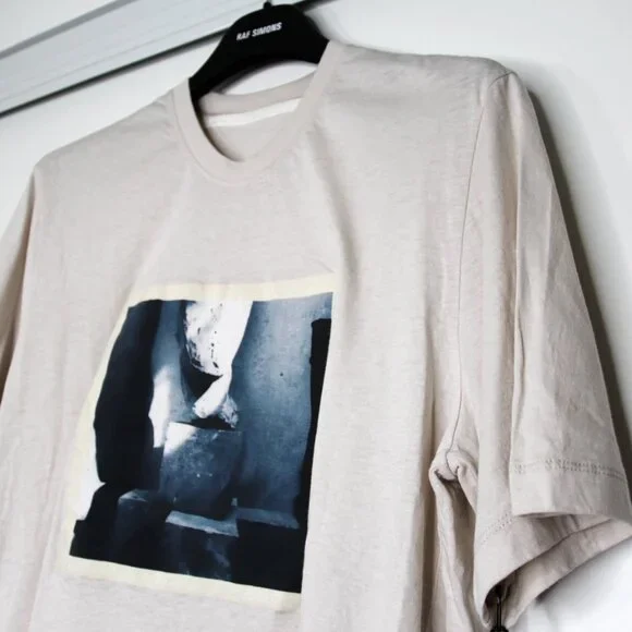 BNWT SS20 JULIUS "AFANGAR" GRAPHIC IVORY TSHIRT 1 & 2 - Picture 4 of 16